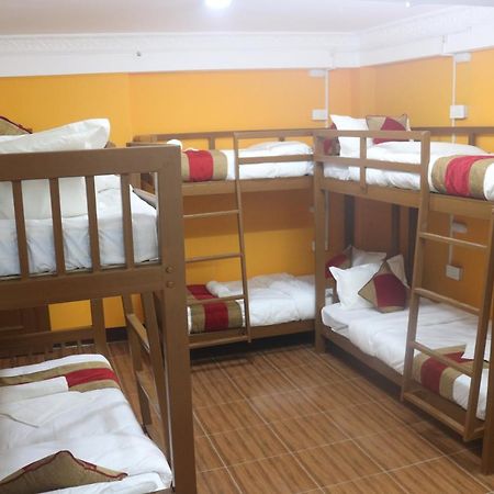 Nepalaya Home Hostel カトマンズ エクステリア 写真