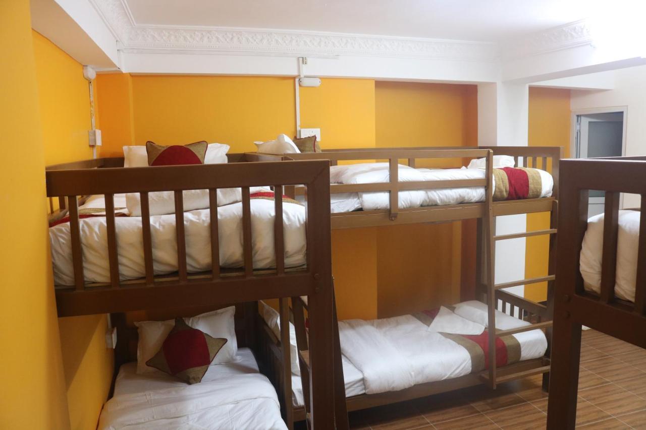 Nepalaya Home Hostel カトマンズ エクステリア 写真