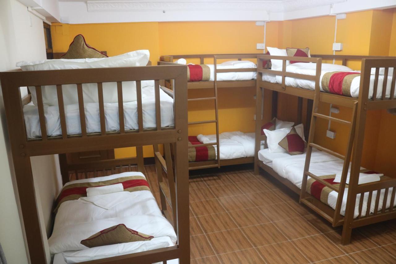 Nepalaya Home Hostel カトマンズ エクステリア 写真