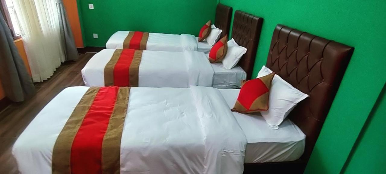 Nepalaya Home Hostel カトマンズ エクステリア 写真