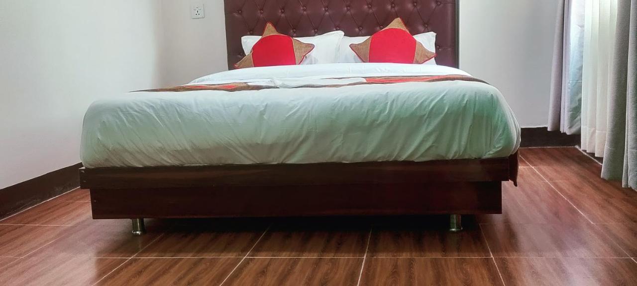 Nepalaya Home Hostel カトマンズ エクステリア 写真