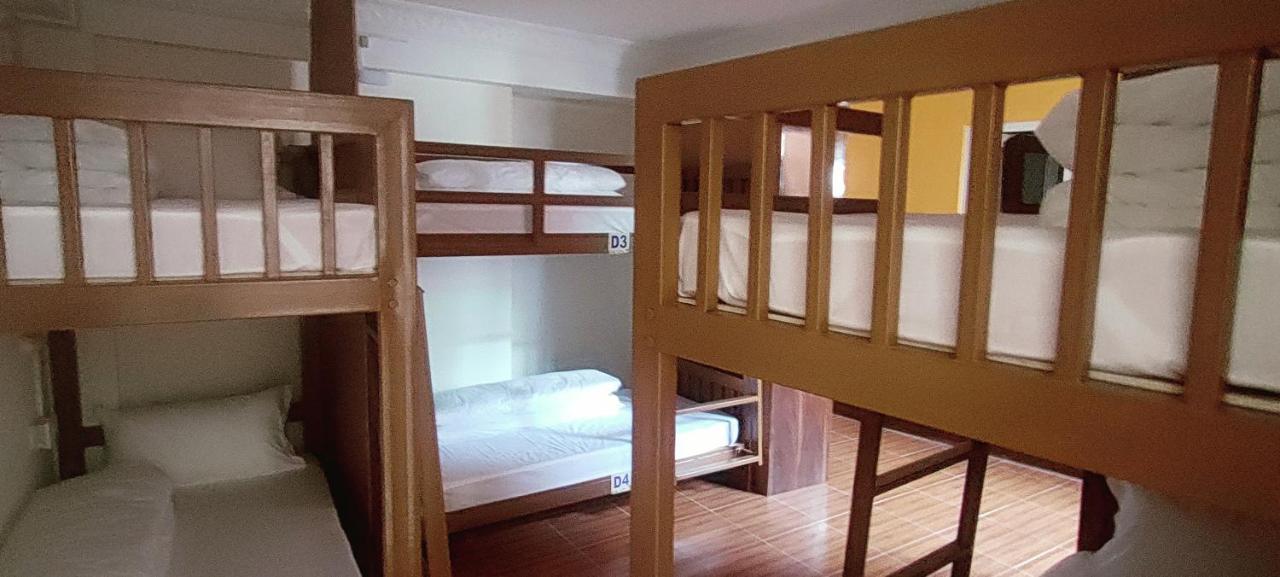 Nepalaya Home Hostel カトマンズ エクステリア 写真
